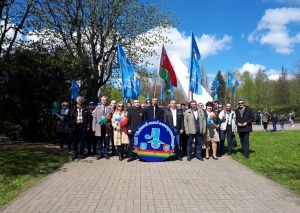 Коллектив ОАО «Лидский завод электроизделий» принял участие в мероприятии, посвященном 76-й годовщине Победы в Великой Отечественной войне.